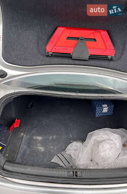 Седан Audi A4 2001 в 