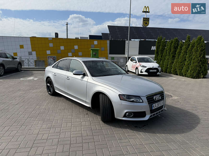 Седан Audi A4 2011 в Киеве