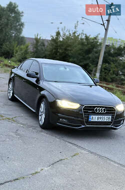 Седан Audi A4 2015 в 