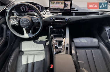 Седан Audi A4 2019 в 