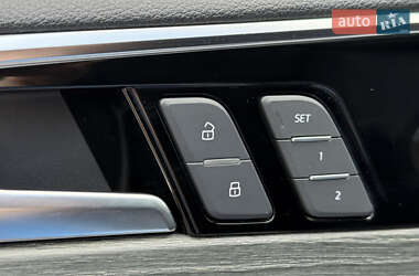 Седан Audi A4 2019 в 