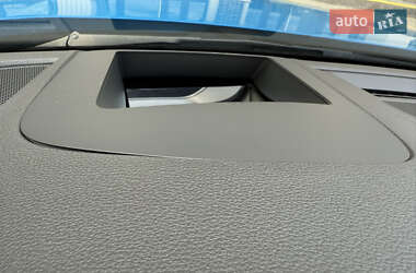 Седан Audi A4 2019 в 