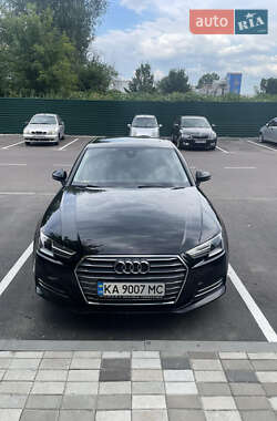 Седан Audi A4 2016 в 