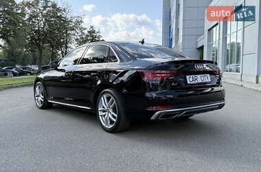 Седан Audi A4 2019 в 