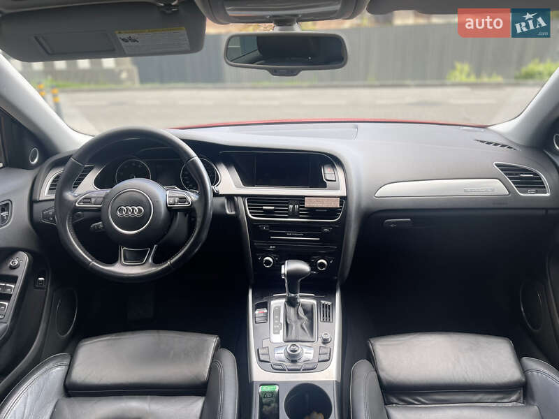 Седан Audi A4 2013 в Львове
