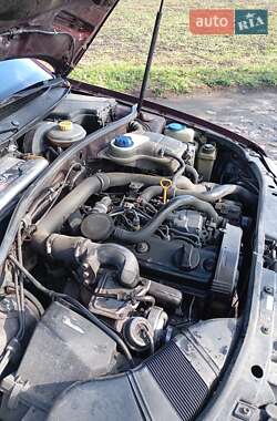 Седан Audi A4 1995 в 