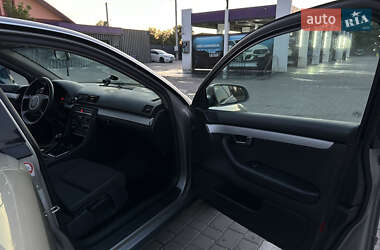 Седан Audi A4 2004 в 