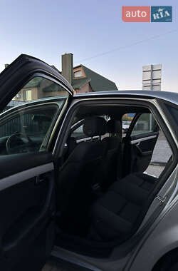 Седан Audi A4 2004 в 