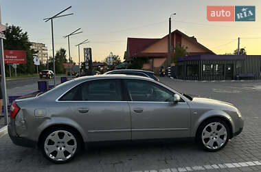 Седан Audi A4 2004 в 