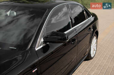 Седан Audi A4 2015 в 