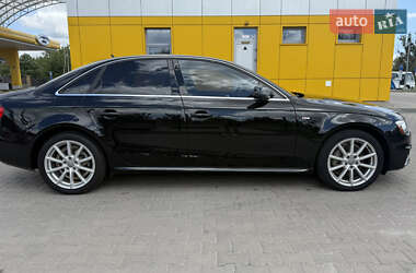 Седан Audi A4 2015 в 