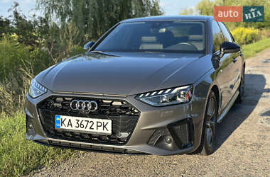 Седан Audi A4 2020 в 