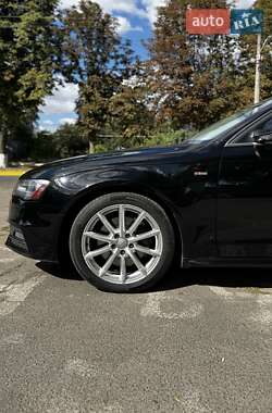 Седан Audi A4 2015 в 