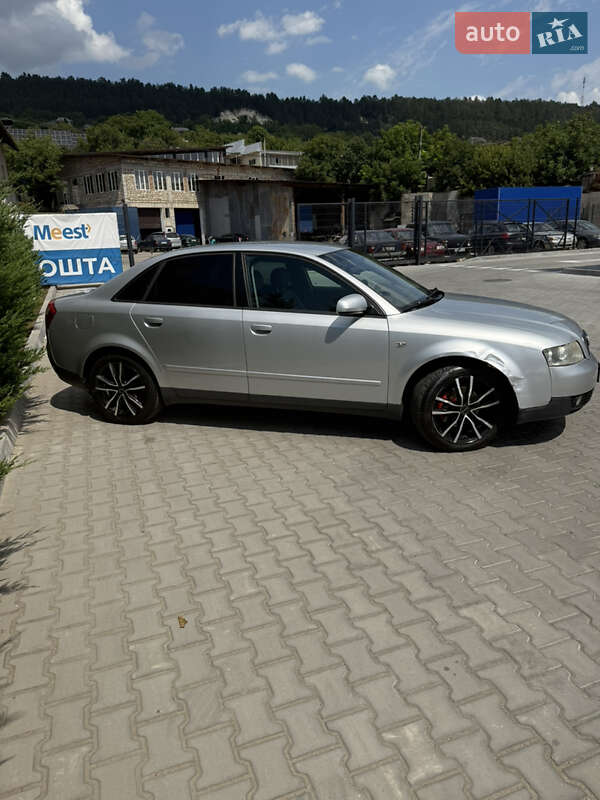 Седан Audi A4 2002 в Могилев-Подольске
