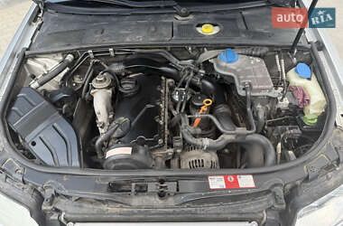 Седан Audi A4 2002 в 
