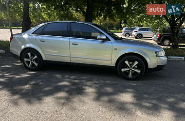 Седан Audi A4 2001 в 