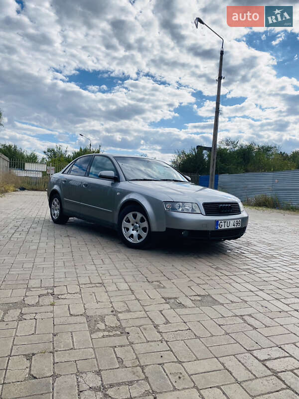 Седан Audi A4 2002 в Краматорске