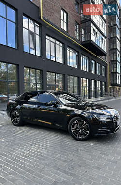 Седан Audi A4 2016 в 