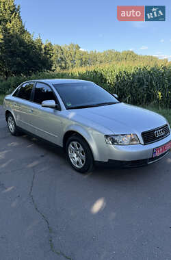 Седан Audi A4 2003 в 