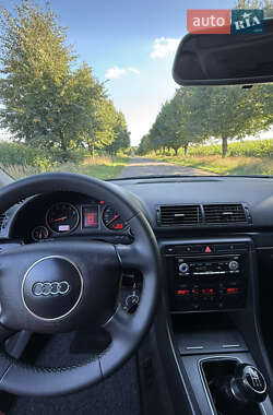 Седан Audi A4 2003 в 
