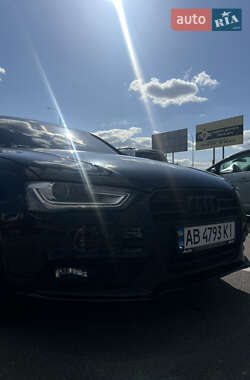 Седан Audi A4 2012 в 