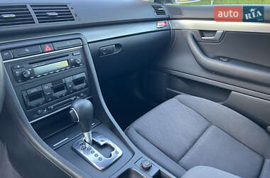 Седан Audi A4 2005 в 