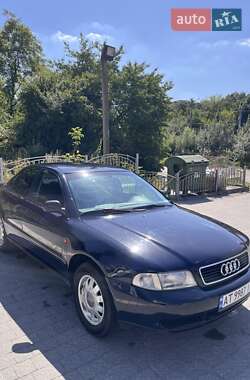 Седан Audi A4 1996 в 