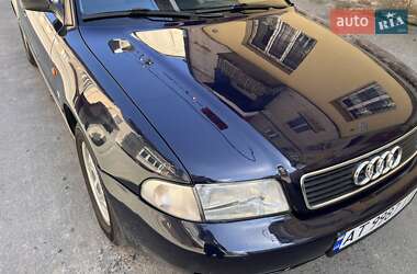 Седан Audi A4 1996 в 