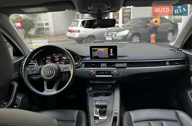 Седан Audi A4 2018 в 