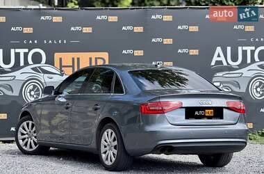 Седан Audi A4 2012 в 