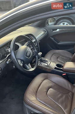 Седан Audi A4 2012 в 