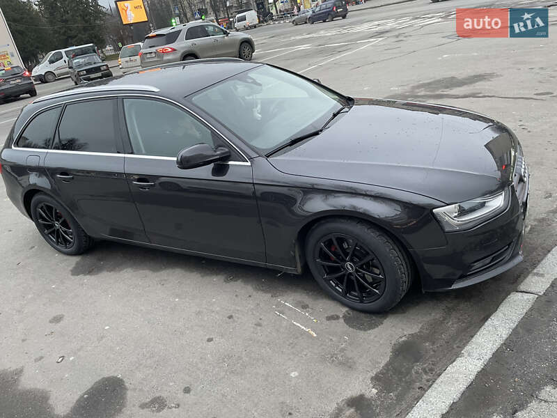 Универсал Audi A4 2013 в Хмельницком