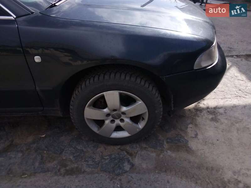 Универсал Audi A4 1999 в Хмельницком