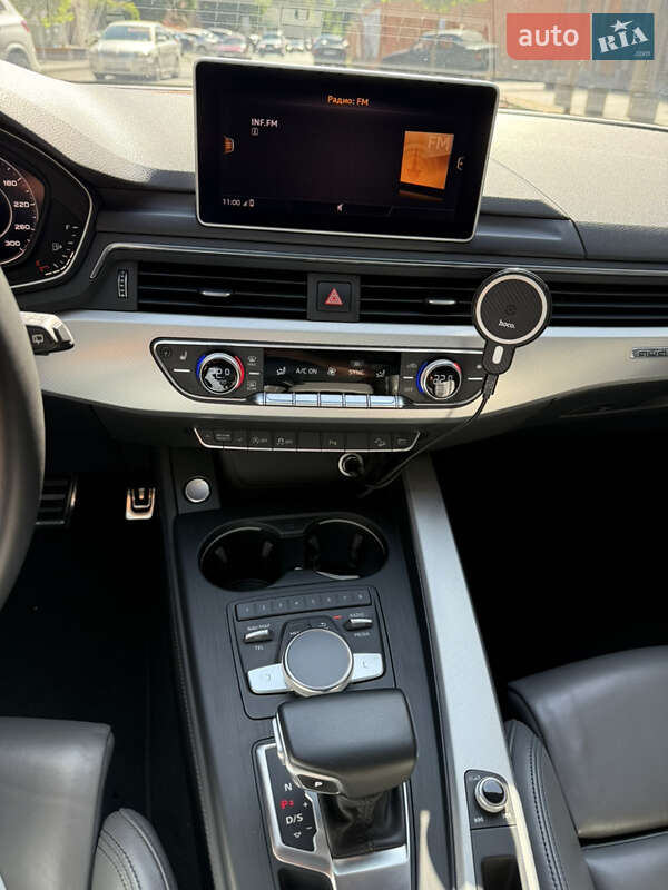Универсал Audi A4 2018 в Днепре