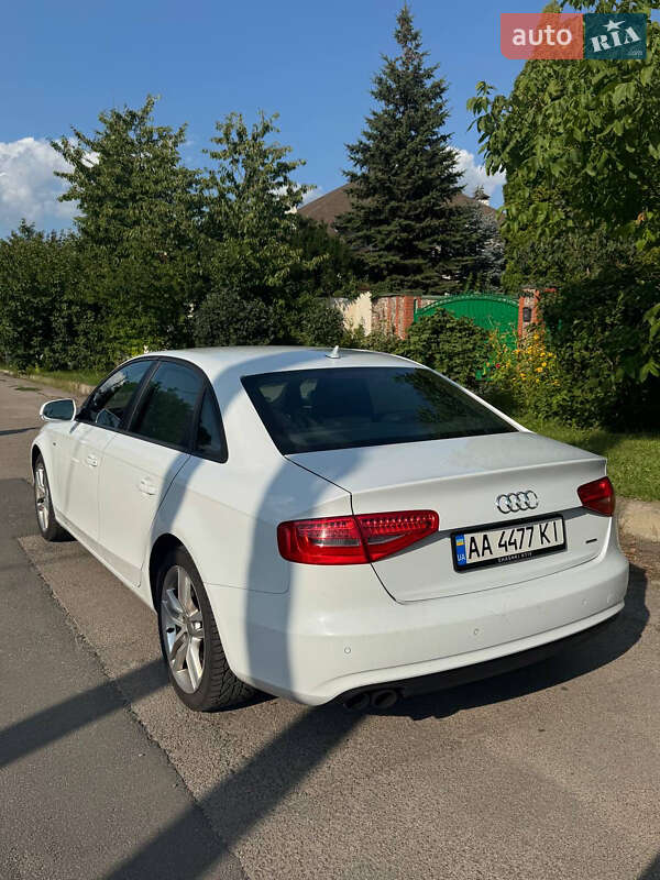Седан Audi A4 2014 в Киеве
