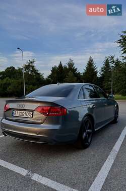 Седан Audi A4 2012 в 