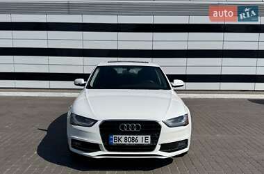 Седан Audi A4 2014 в 