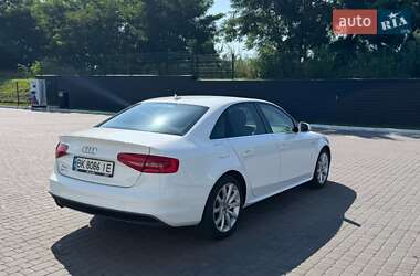 Седан Audi A4 2014 в 