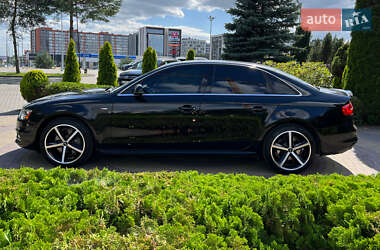 Седан Audi A4 2015 в 