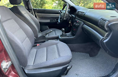 Седан Audi A4 1999 в 