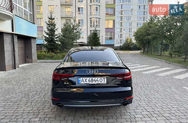 Седан Audi A4 2018 в 