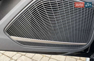 Седан Audi A4 2018 в 