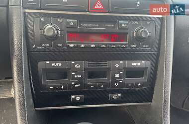 Седан Audi A4 2003 в 