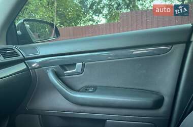 Седан Audi A4 2003 в 