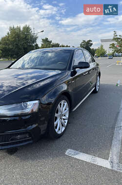 Седан Audi A4 2013 в 
