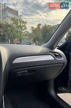 Седан Audi A4 2013 в 