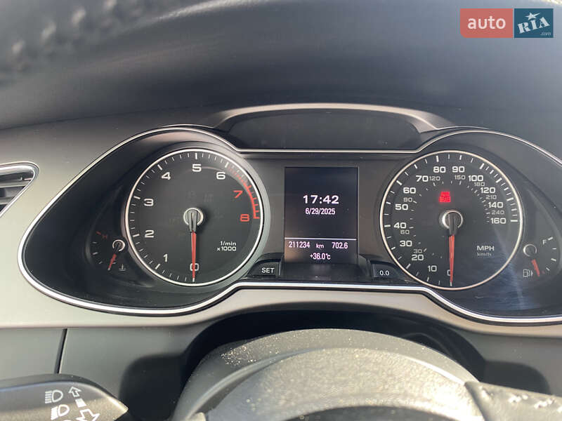 Седан Audi A4 2012 в Днепре