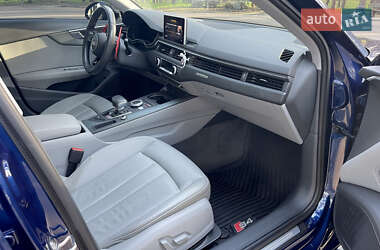 Седан Audi A4 2017 в 