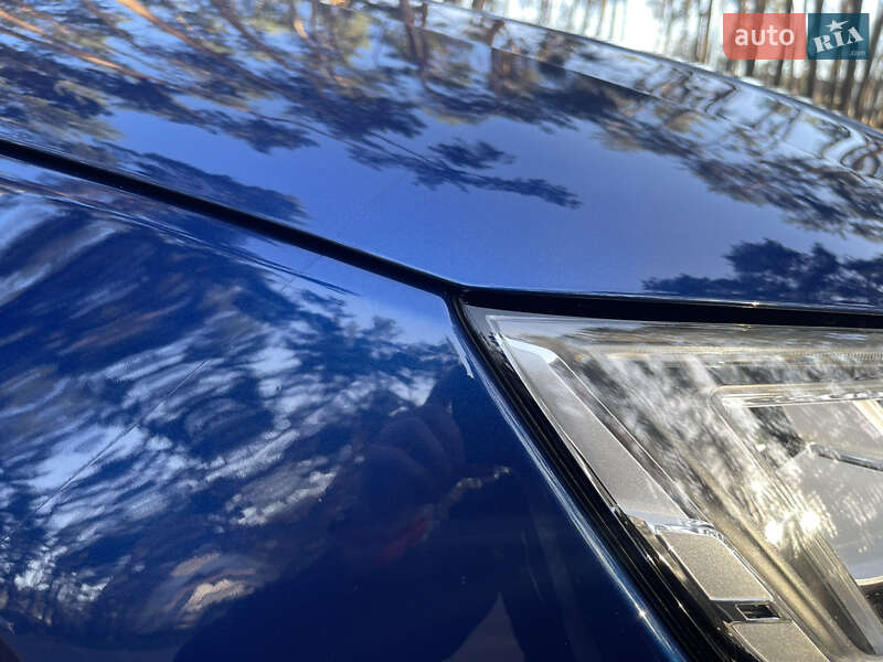 Седан Audi A4 2017 в Киеве