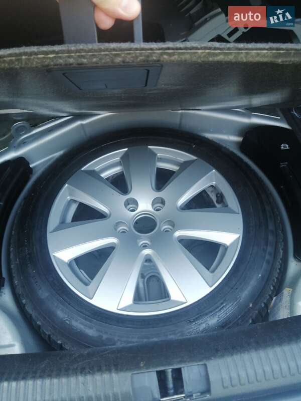 Седан Audi A4 2004 в Одессе